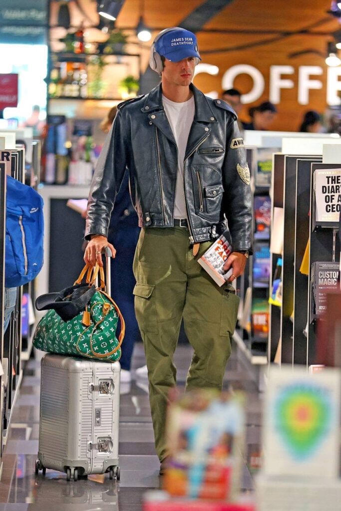 jacob elordi look de aeropuerto